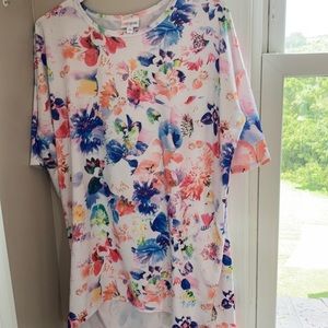 LuLaRoe longline teeshirt